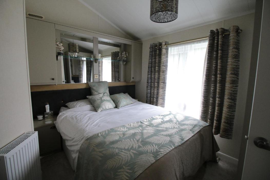 Grand Eagles Luxury Lodge, Auchterarder 珀斯 外观 照片
